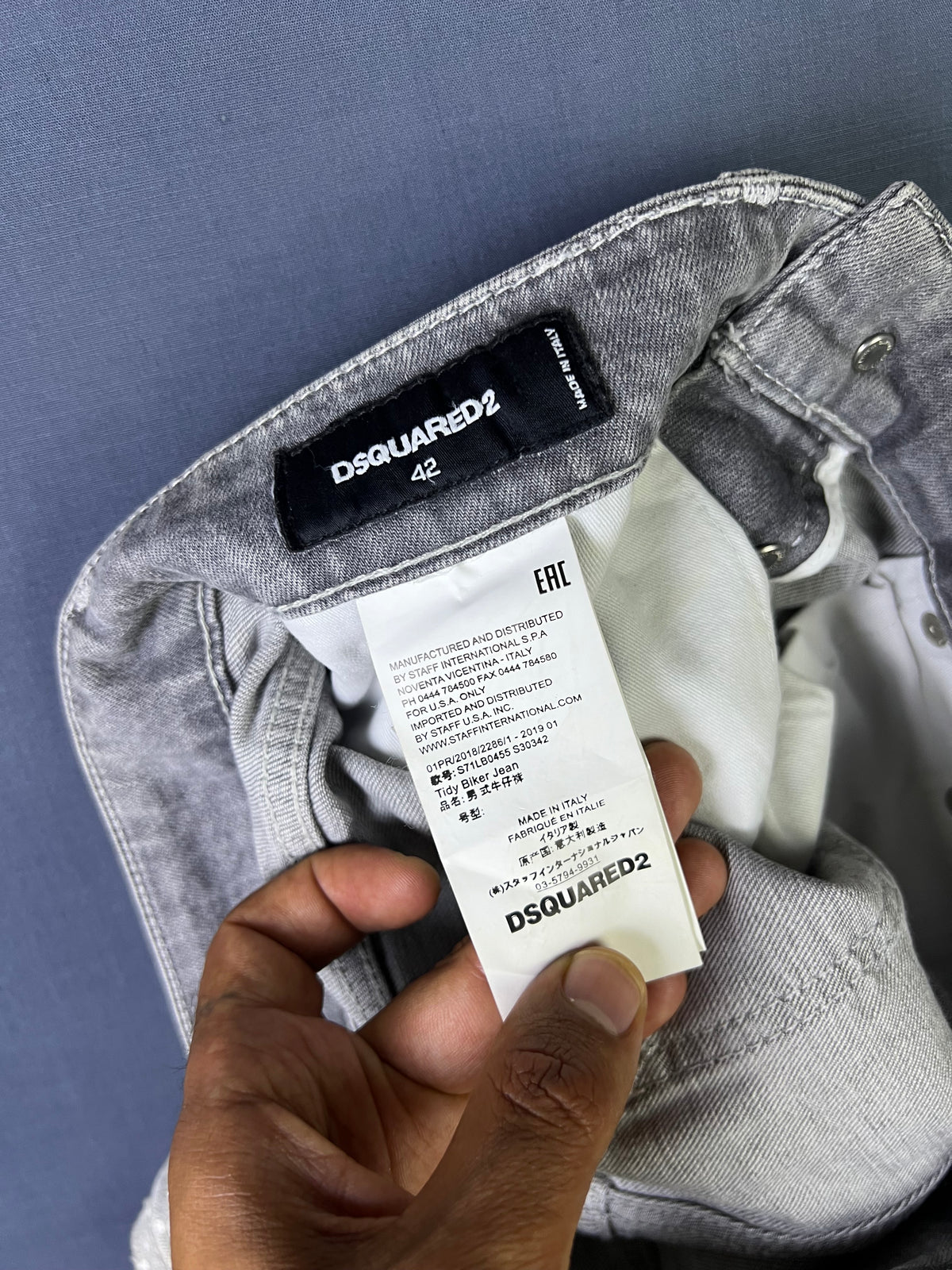 DSQUARED2