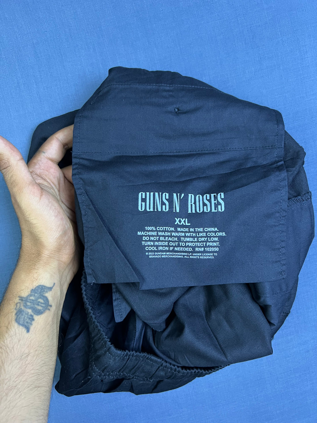 GUNS N ROSES